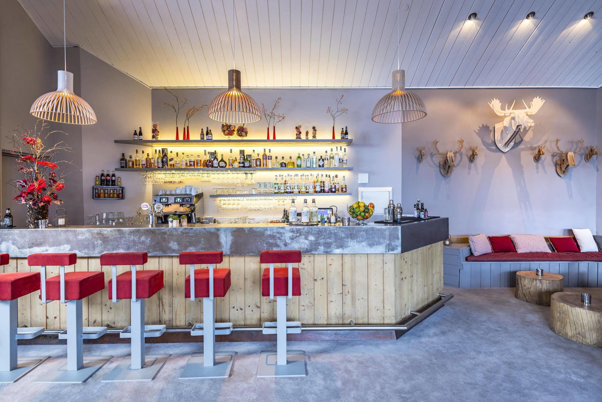 Les Menuires Hotel Les Bruyeres מראה חיצוני תמונה